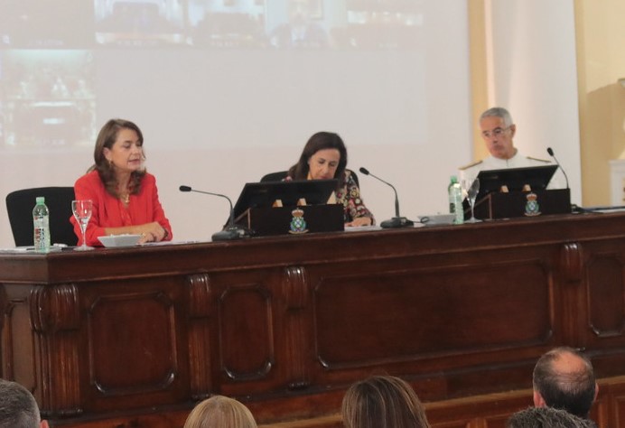 Un momento del acto de inauguración del curso (Foto M.de D.)